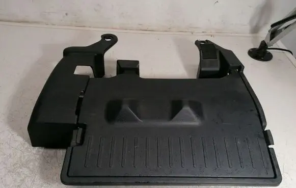 Toyota Prius (XW30) Tool box 5844247020