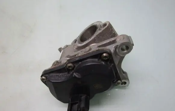 Nissan X-Trail T32 Throttle body valve H8201068965 XTRAIL