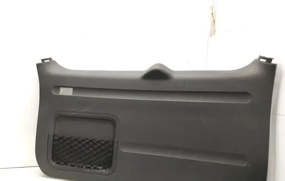 Trunk/boot sill cover protection