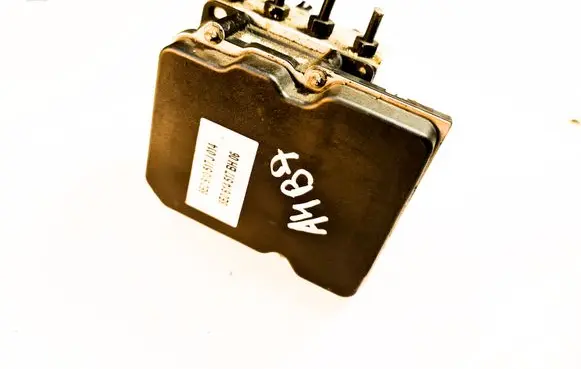Audi A4 S4 B7 8E 8H ABS Pump 8E0910517J 8E0614517BH