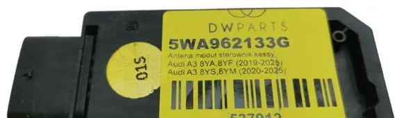 Audi A3 8Y Keyless system antenna 5WA962133G