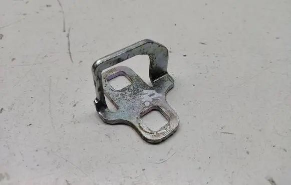 Mercedes-Benz E W213 Loading door lock loop/hook striker A2047580003