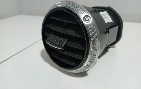 Audi A3 S3 8P Dashboard side air vent grill/cover trim 8P0820901F