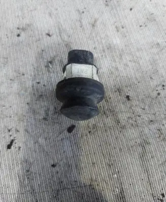 Volkswagen Sharan Front door sensor coupe 8N0947563