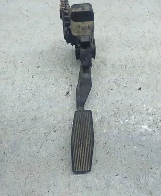 Opel Zafira A Accelerator throttle pedal 90581208 0281002298