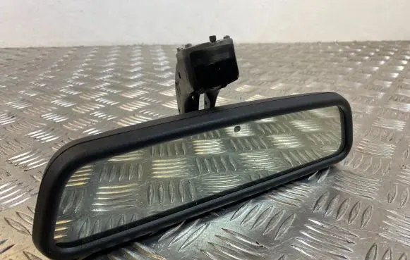 BMW 5 E60 E61 Rear view mirror (interior) 8238066 511605 9050391