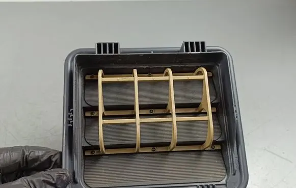 Genesis GV70 Quarter panel pressure vent 