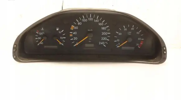 Mercedes-Benz E W210 Clock 