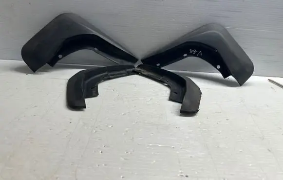 Volvo V60 Mudguards set 