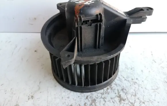Peugeot Partner Heater fan/blower 031117E