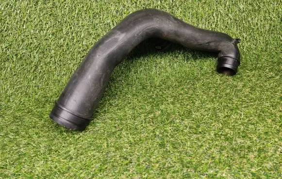 Skoda Fabia Mk2 (5J) Intercooler hose/pipe 6Q0129654L 6Q0129656L