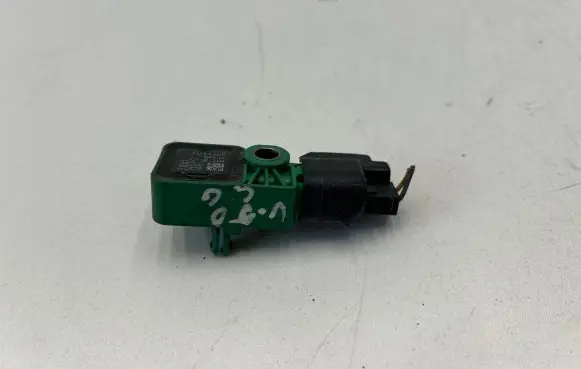 Volvo V50 Airbag deployment crash/impact sensor 31264409