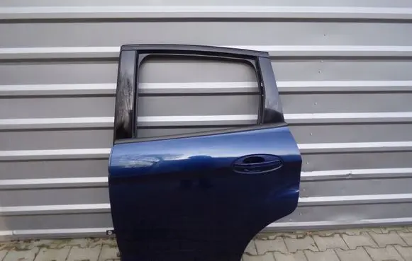 Ford C-MAX II Rear door