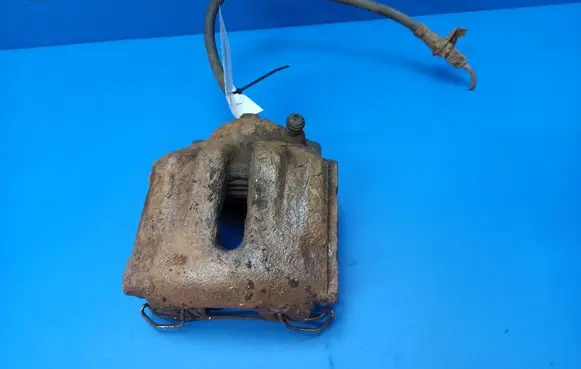 Jaguar XJ X308 Front brake caliper