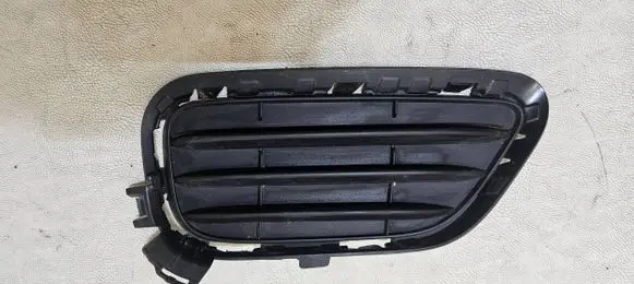 BMW X3 F25 Front bumper mounting bracket 7338514