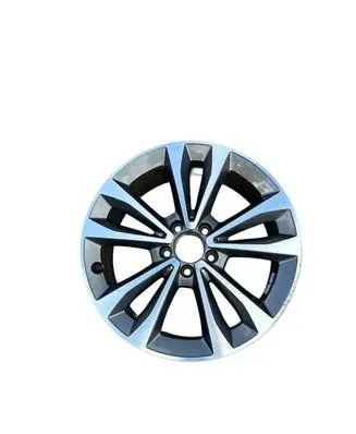 Mercedes-Benz Vito Viano W447 R18 alloy rim A4474015400