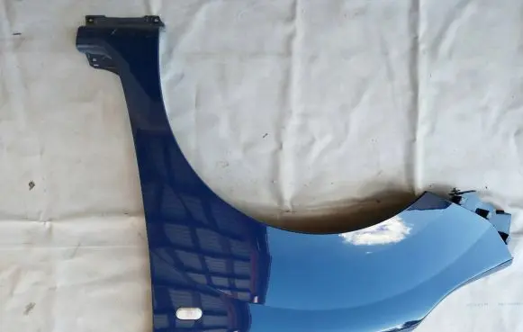 Renault Kangoo II Fender 631011368R
