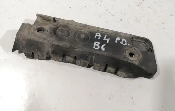 Audi A4 S4 B6 8E 8H Front bumper mounting bracket 8E0807284
