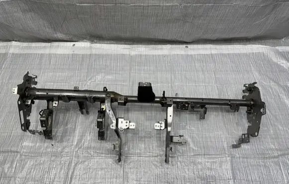 Mercedes-Benz X-class W470 Dashboard cross member/frame bar 00000