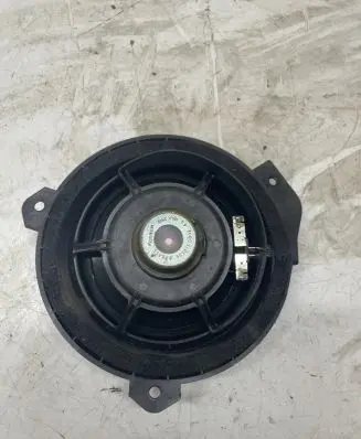 Subaru Forester SH Front door speaker