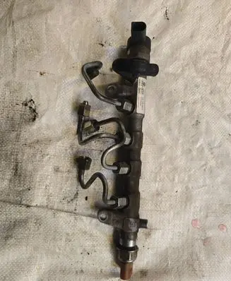 Skoda Yeti (5L) Fuel main line pipe 03L130089P 5P00005000