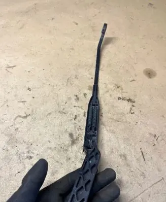 Audi 100 S4 C4 Front wiper blade arm 4A1955407C