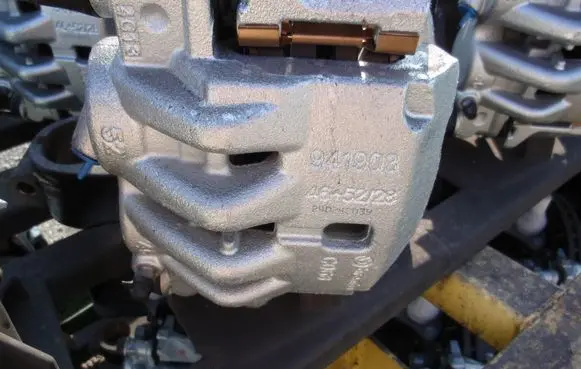 Citroen Jumper Front brake caliper 8061176 941903 465228