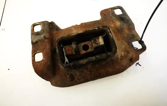 Mazda 3 I Engine mount bracket 3n617m121cd 3n61-7m121-cd
