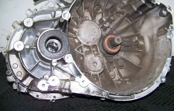 Volvo S60 Manual 6 speed gearbox EU1R7002TED