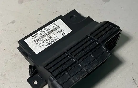 Audi A6 S6 C6 4F Power management control unit 4F0907280A 4F0910280