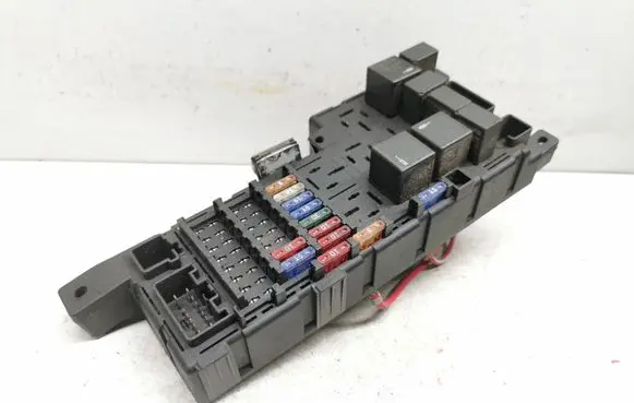 Volvo V70 Fuse module 518787205 8678449DIEP2X