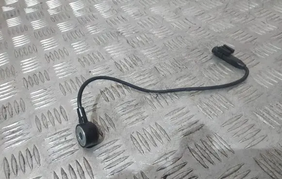 Mercedes-Benz GLA W156 X156 Detonation knock sensor A0071530428