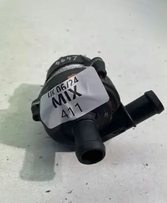 Jaguar F-Pace Water pump 