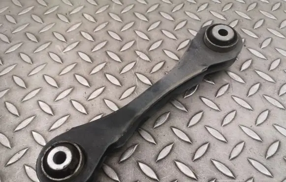 BMW 4 F32 F33 Rear upper control arm/wishbone 6792517