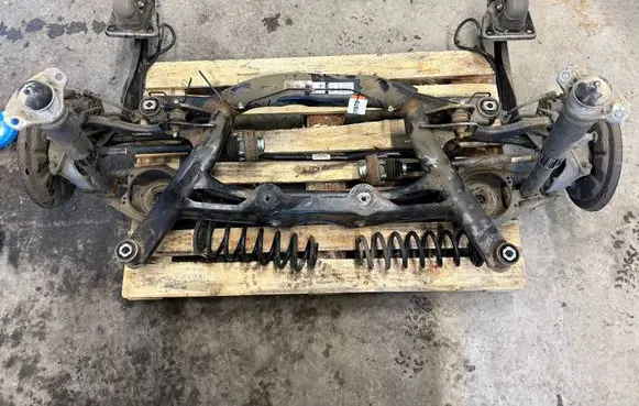 Volkswagen Tiguan Rear subframe 5Q0505235J