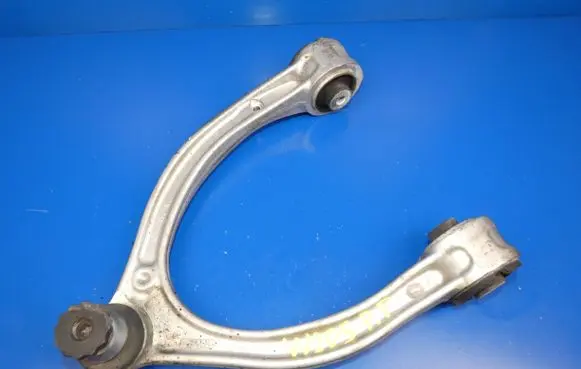 Mercedes-Benz C W205 Front upper control arm/wishbone 
