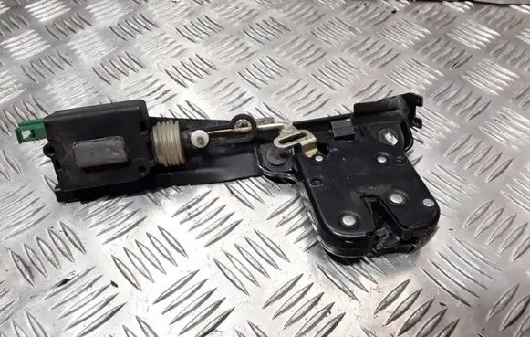 Audi TT Mk1 Tailgate/trunk/boot lock/catch/latch 890827505A
