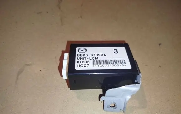 Mazda 3 II Light module LCM BBP367890A