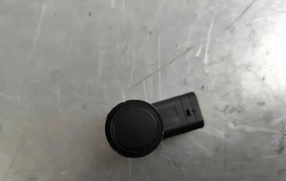 Volvo V60 Front parking sensor holder (PDC) 6px358141741