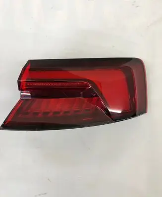 Audi A5 Rear/tail lights 8W6945092H 636030
