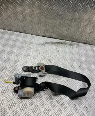 KIA Sportage Front seatbelt 888103U210ED
