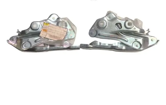 Skoda Octavia Mk4 Engine bonnet/hood hinges 5E3823301 8112022 ZAWIASYMASKISKODAOCTAVIA4