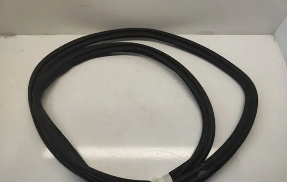 Dodge Durango Trunk rubber seal (body) 55399175AF 55399175AC 55399175AE