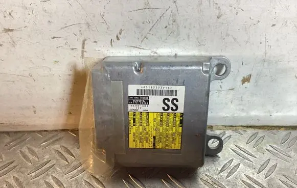 Lexus RX 450H Airbag control unit/module 8917048380