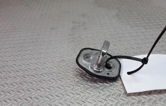 Peugeot 407 Rear door lock loop/hook striker 