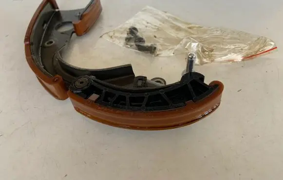 Audi A6 S6 C7 4G Slide rail for timing chain 06E109507D