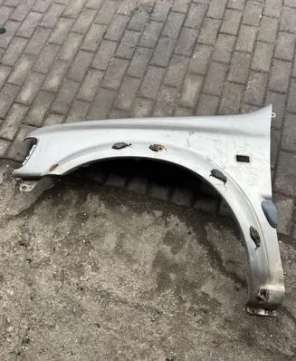 Opel Frontera B Fender