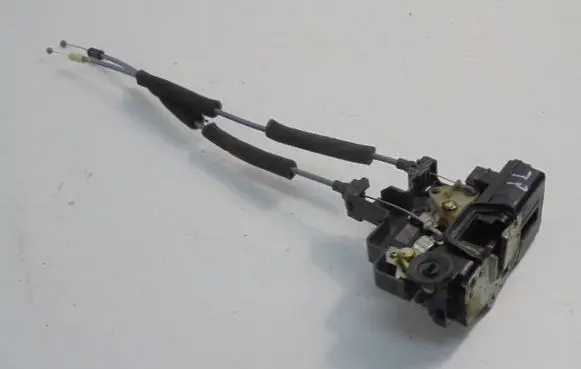 Chevrolet Captiva Rear door lock