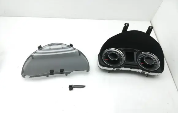 Hyundai i40 Speedometer (instrument cluster) 940013Z050 11001783600H