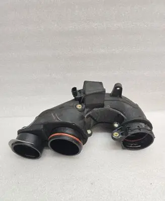 Volvo XC90 Air intake duct part 31370316